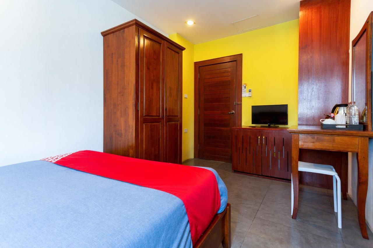 Oyo 1093 De Nawarat Chiang Mai Boutique Apartment Esterno foto