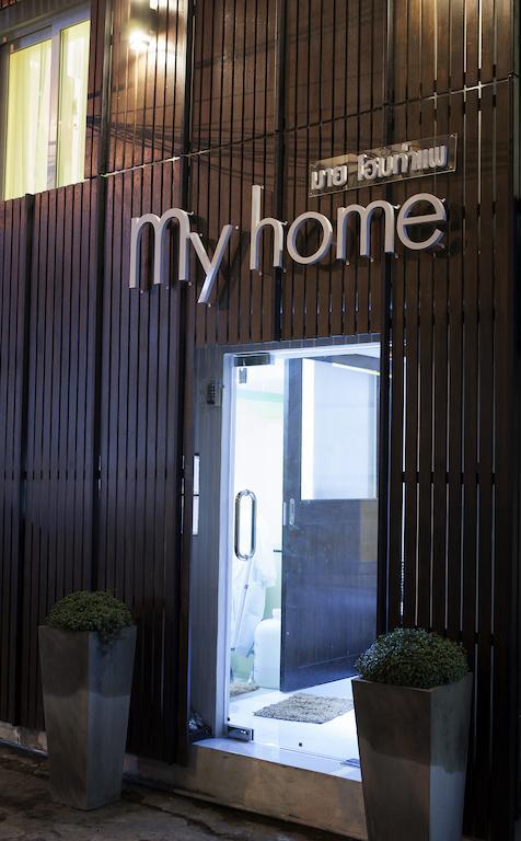 Oyo 1093 De Nawarat Chiang Mai Boutique Apartment Esterno foto